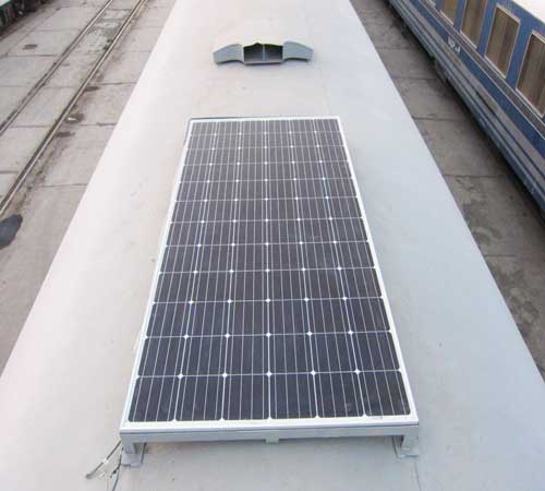 اولین واگن پست مجهز به سیستم سولار (Solar)کیان صنعت شهباز - 